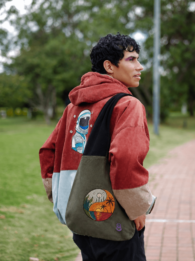 matrioshka-totebag-montañas-playa-sueños
